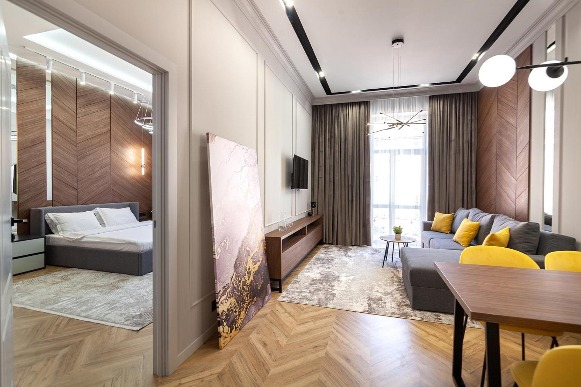 Royal Aparts Multi Lviv Bagian luar foto